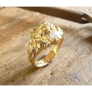 Bague or jaune 9 KT tête de lion Nargal avec oxyde