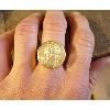 Chevalière or 9 carats ronde avec Christ en or 9 c arats