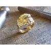 Bague or jaune 9 KT tte de lion Marjan avec meraudes