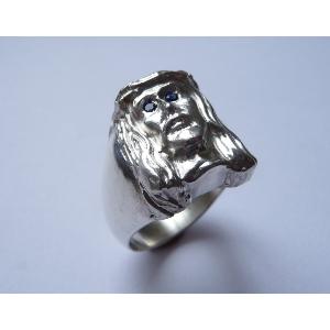 Bague argent tête Christ chevelure yeux saphir